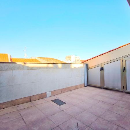 Moderno Apartamento Duplex En Terrassa Centro Exterior photo