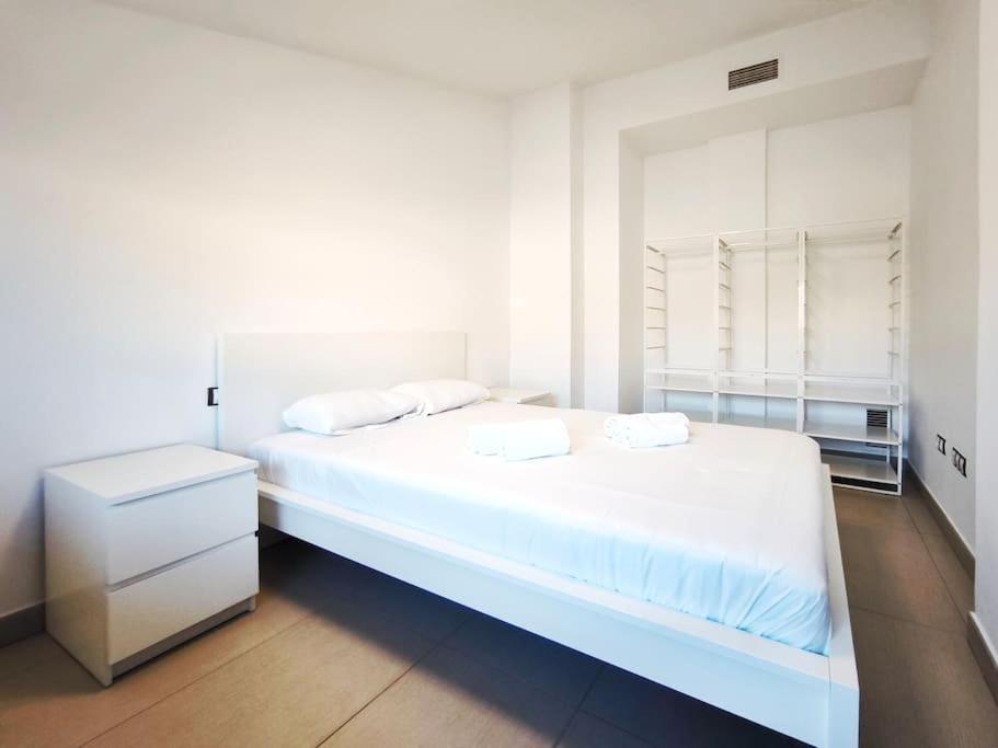 Moderno Apartamento Duplex En Terrassa Centro Exterior photo