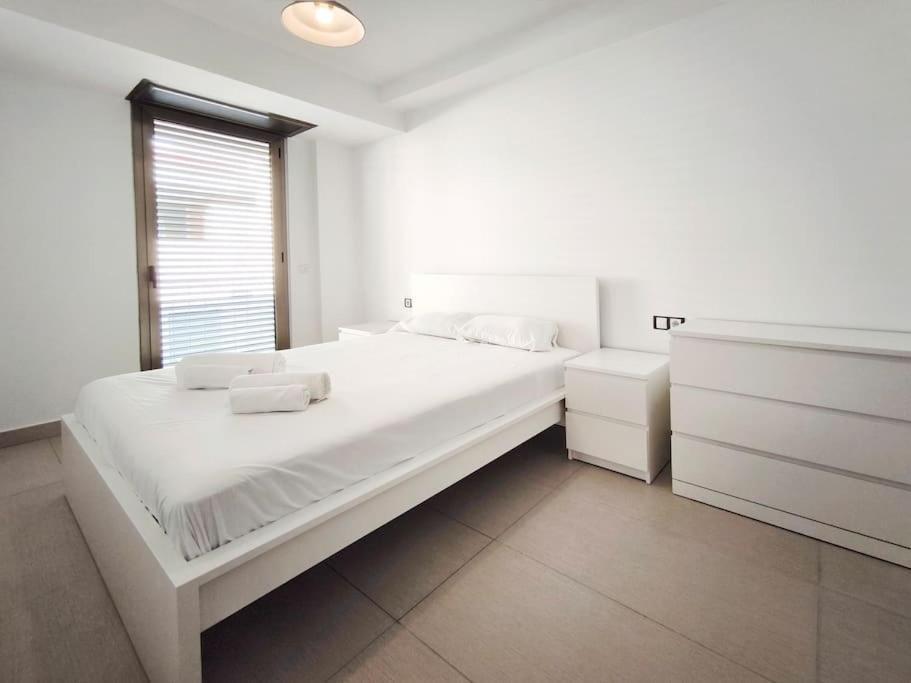 Moderno Apartamento Duplex En Terrassa Centro Exterior photo